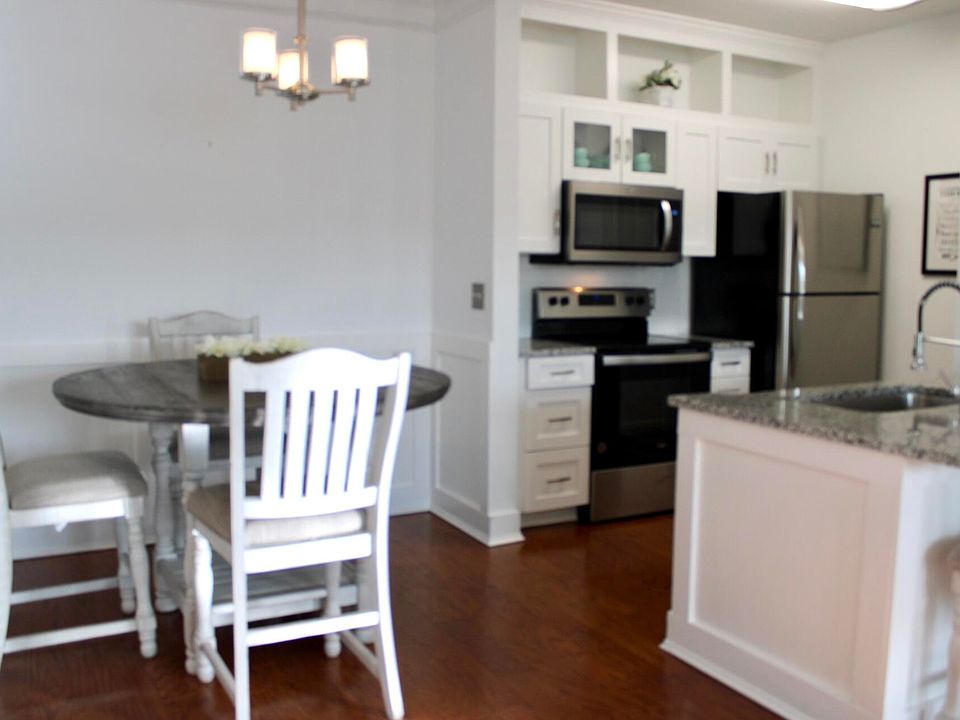 1st image of 1300 Park West Blvd Unit 1010