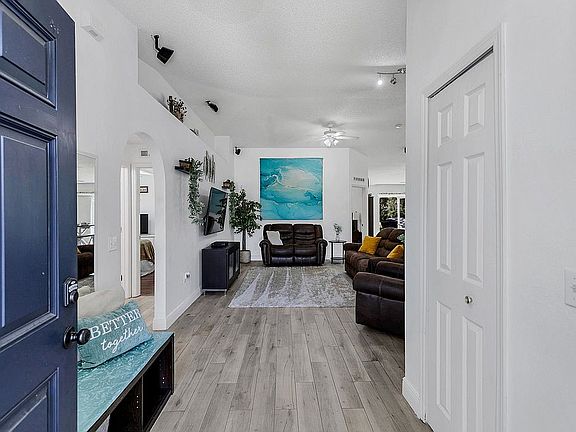 5th image of 1833 Corner Meadow Cir