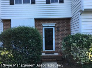 827 Genford Ct, Raleigh, NC 27609