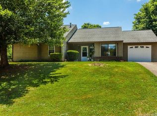 211 Scottlynn Dr, Asheville, NC 28806