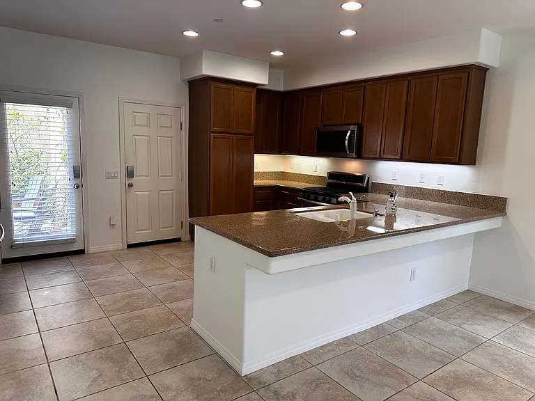 715 Nile River Dr — Photo 26