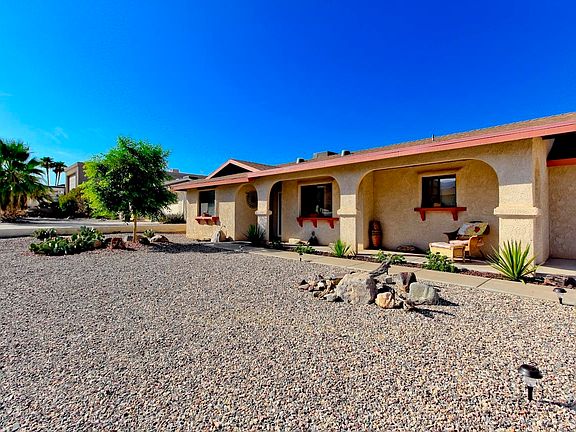 2nd image of 3512 Desert Rose Dr