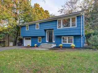 21 Evans Rd, Riverdale, NJ 07457