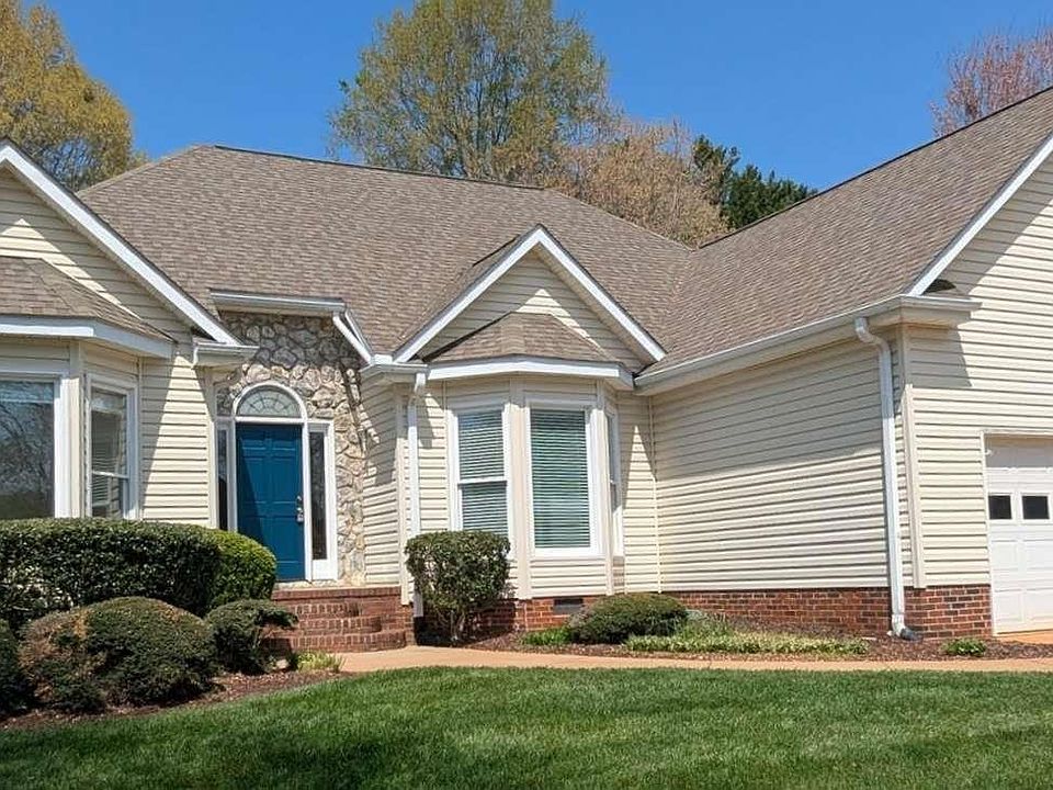 1st image of 207 Sun Garden Ct