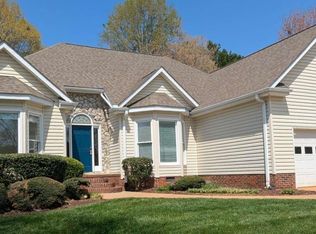 207 Sun Garden Ct, Greenville, SC 29615