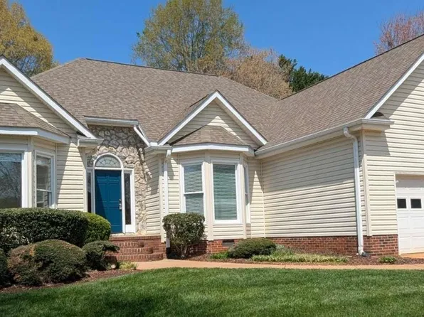 207 Sun Garden Ct, Greenville, SC 29615