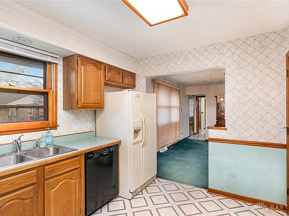 4th image of 404 Beechwood Dr