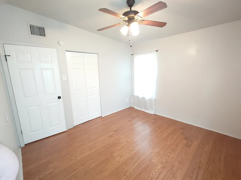 203 Haverford Dr — Photo 9