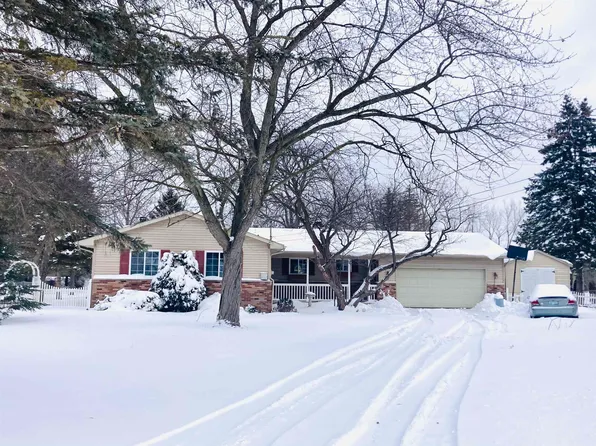 3229 Arnold Ct, Bay City, MI 48706