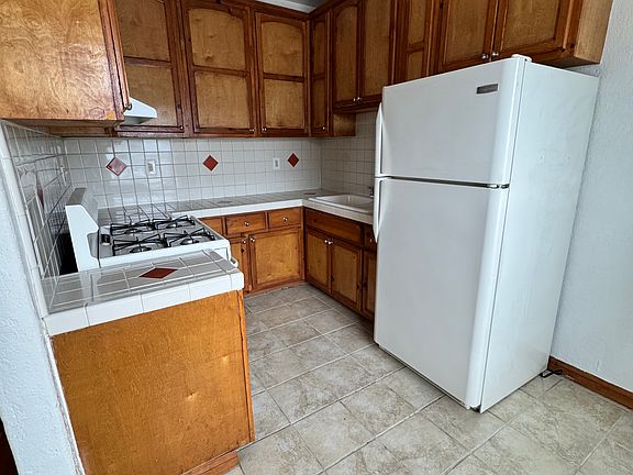 5th image of 1112 N Kingsley Dr APT 14