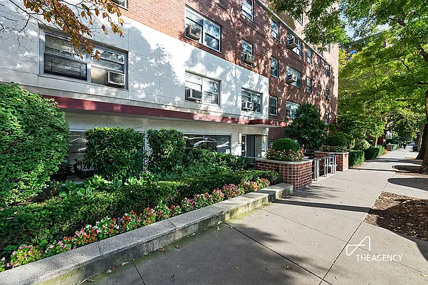 Sold by The Agency | media 10