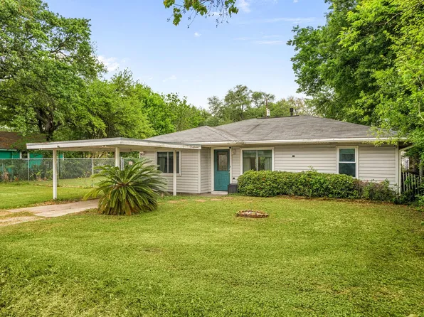 2312 6th Ave N, Texas City, TX 77590