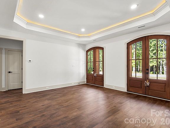 5th image of 1167 Tirzah Rd