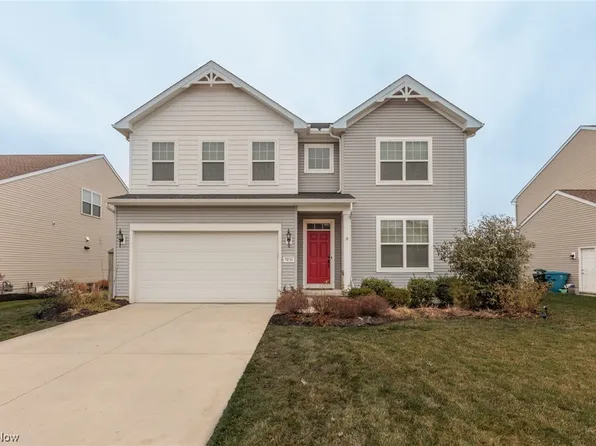 9036 Shady Elm Ln, Olmsted Twp, OH 44138