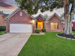 4901 Chrissie Dr, Pearland, TX 77584