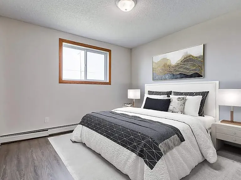 560 Robert St E #105 — Photo 3