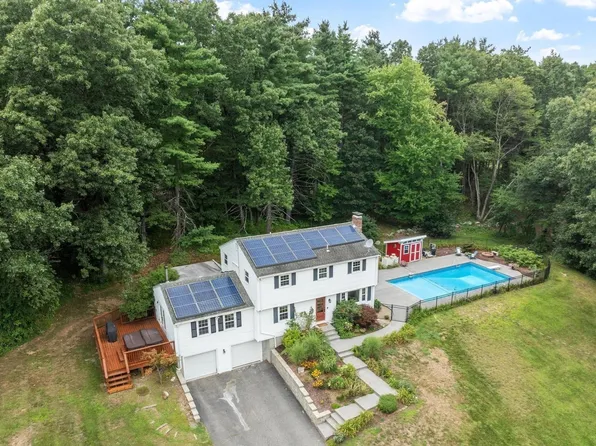 3 Eldridge Rd, Harvard, MA 01451
