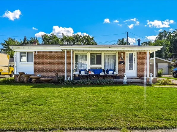 5154 Earl Dr, Warren, MI 48092