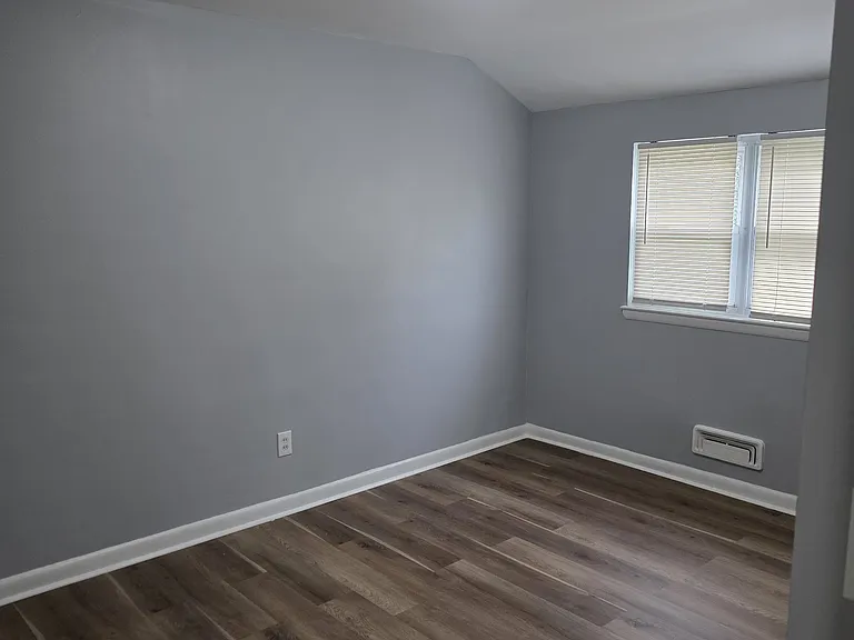 7723 Charlesmont Rd — Photo 9