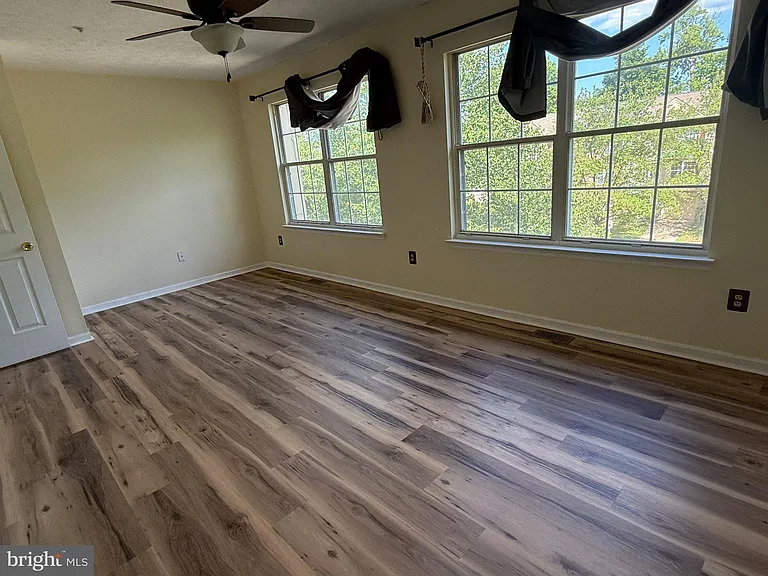 9324 Daly Ct — Photo 19