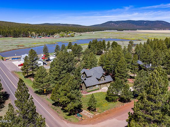 3rd image of 902 FULTON SPRINGS Drive