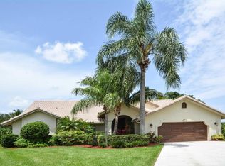 5147 Deerhurst Crescent Cir, Boca Raton, FL 33486