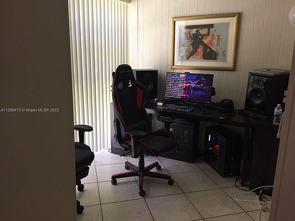 5th image of 17560 Atlantic Blvd APT 214