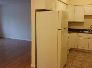 2342 S Austin St APT 202, Milwaukee, WI 53207