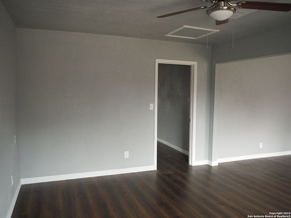 5th image of 5155 VILLAGE CT