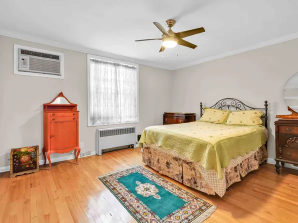 70-47 Park Drive East image 18 of 20