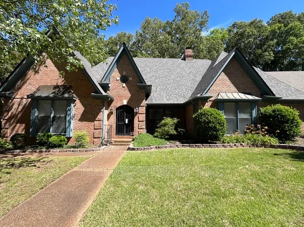 6700 N Kirby Oaks Cv, Memphis, TN 38119