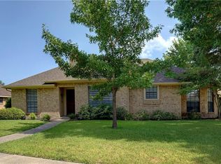 2618 Suncrest Dr, Garland, TX 75044