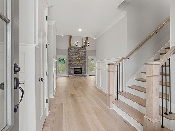 3rd image of 4022 Mandrake Pl #173