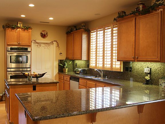 4th image of 5846 Greyville Pl
