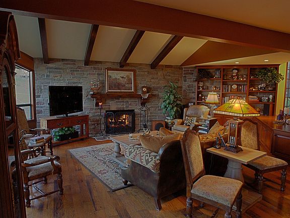 4th image of 4117 Vanetta Pl #1