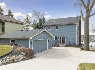 2550 Medicine Lake Blvd E, Plymouth, MN 55441