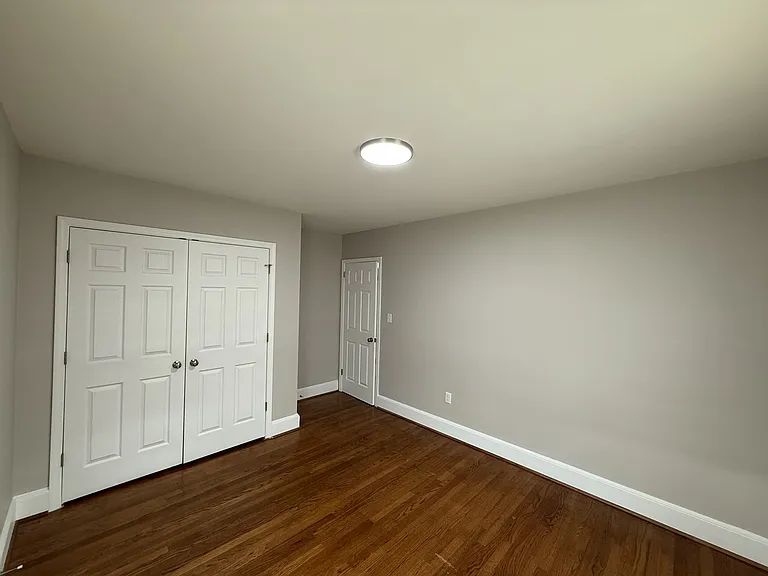 202 Hillcrest Dr — Photo 7