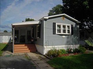 70 Elm St, East Windsor, CT 06088