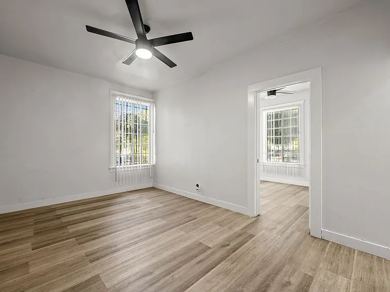 1142 West 17th Street — Photo 10