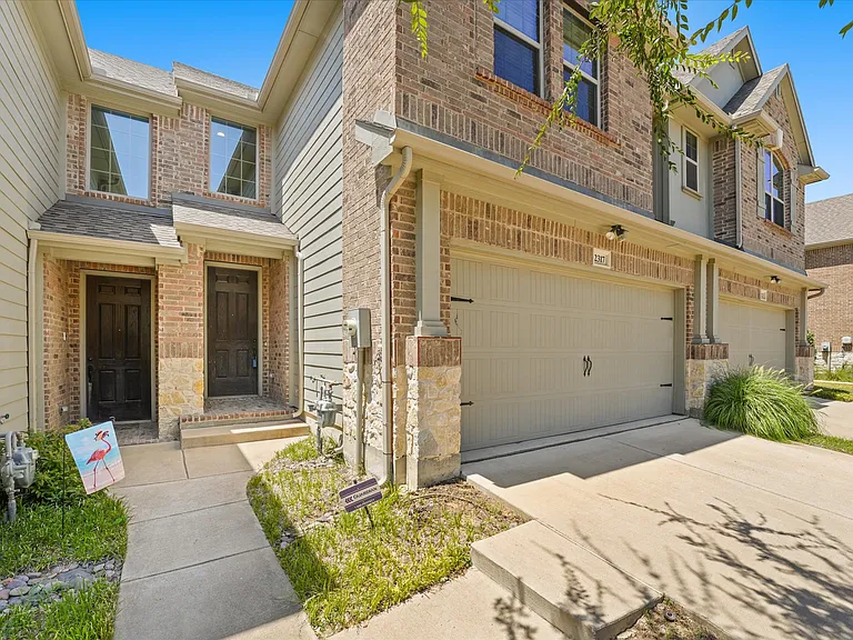 2317 Cortellia St — Photo 16