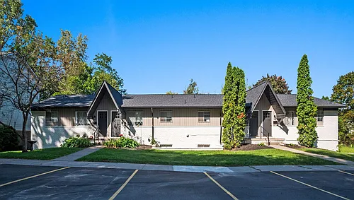 Milford Village Flats Photo 1
