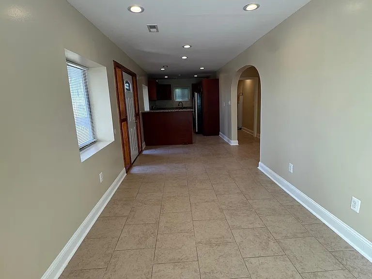 13816 Piscataway Dr — Photo 6