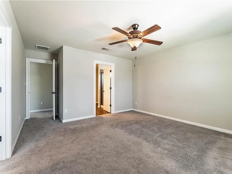 5413 Traviston Dr — Photo 21