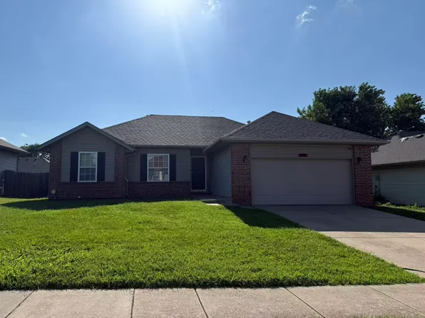 327 S Red Ave, Springfield, MO 65802