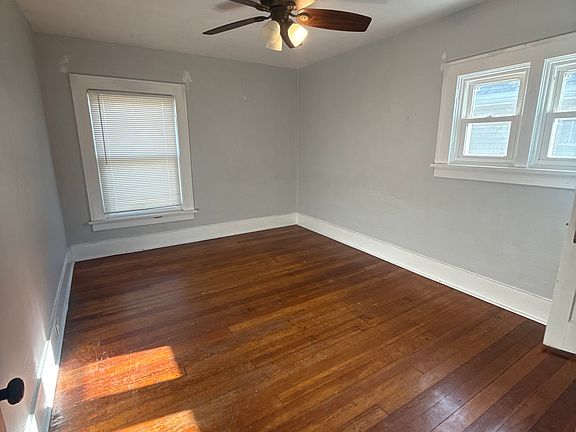 3rd image of 1332 Eureka St