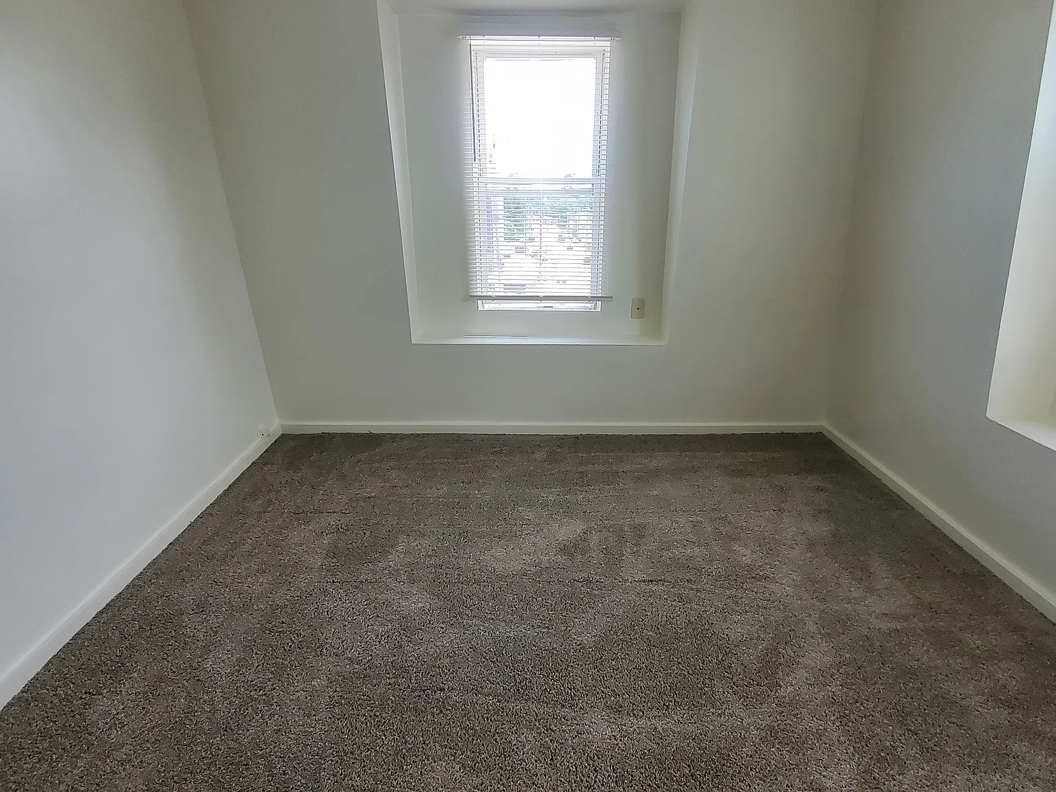 1 bed, $1,400 — Photo 3