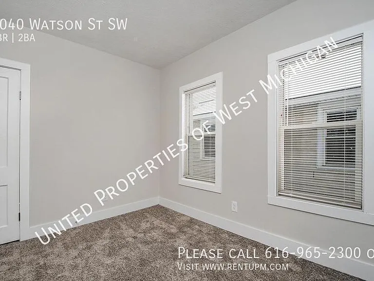 1040 Watson St SW — Photo 13