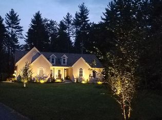 23 Robbins Farm Rd, Dunstable, MA 01827