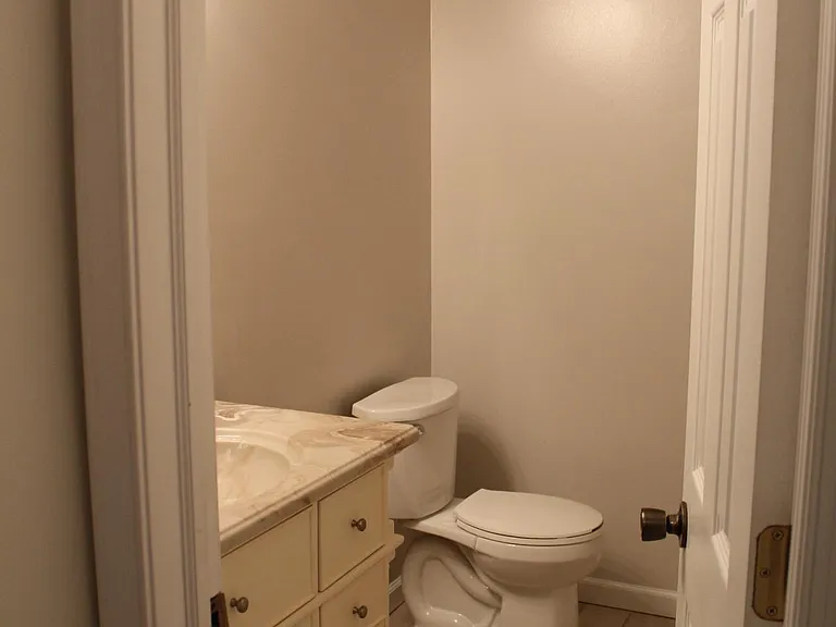 3238 Meadow St — Photo 24