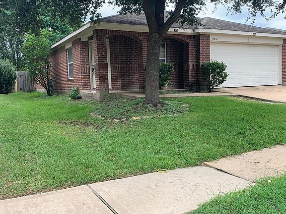 2nd image of 15630 Haleys Landing Ln